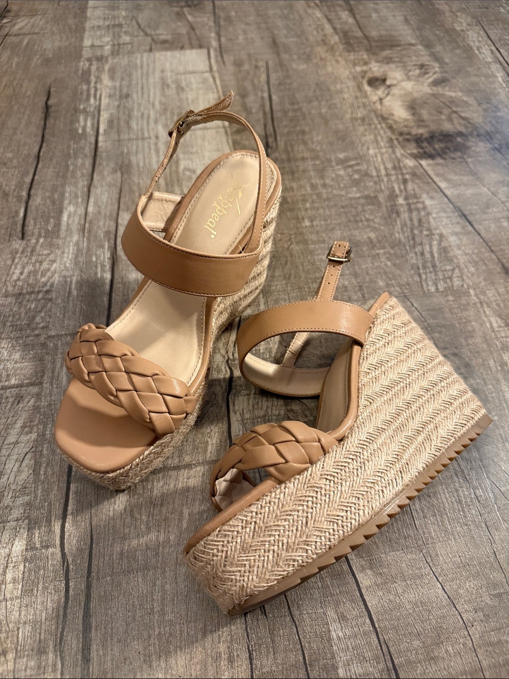 Beige Woven Platform Wedge Sandals - Women 4.5” heel size 7